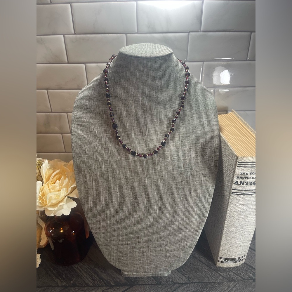 Elegant Red Garnet Crystal Necklace Gold Accents Natural Gemstone Bohemian